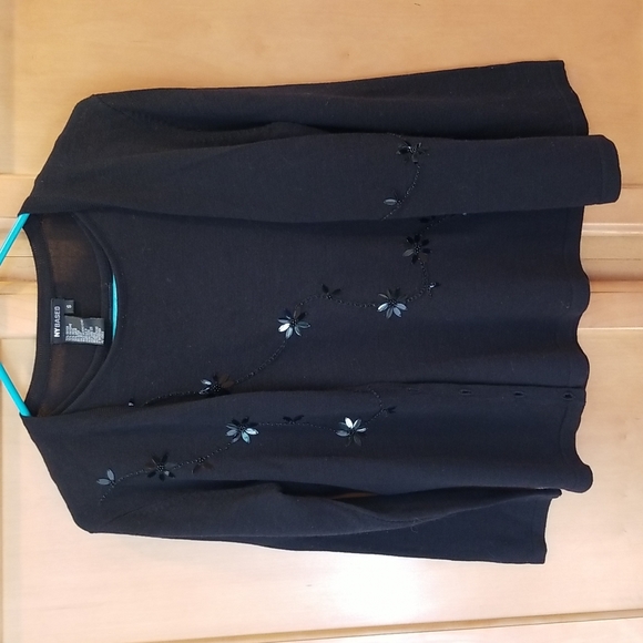 Gorgeous black sweater set with beading Small - Picture 4 of 6